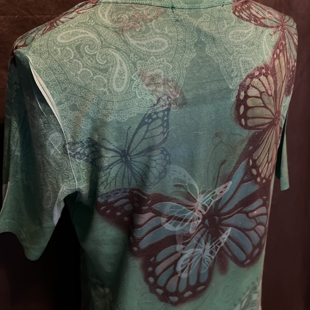 Appropriate Behavior Butterfly Top - Picture 4 of 16